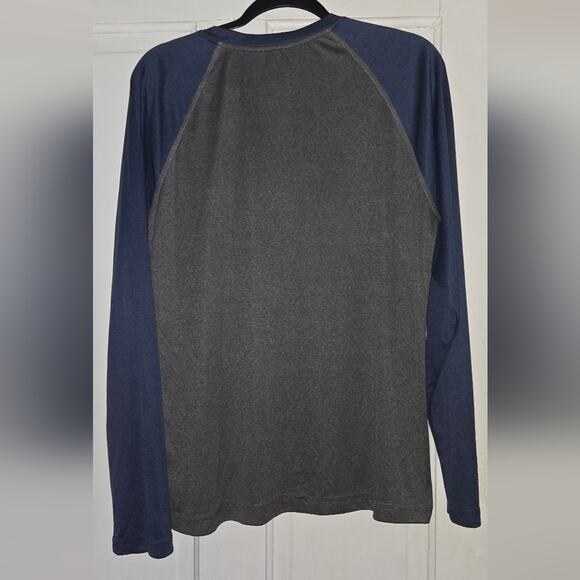 FC Barcelona long sleeve tshirt size L - Picture 3 of 4